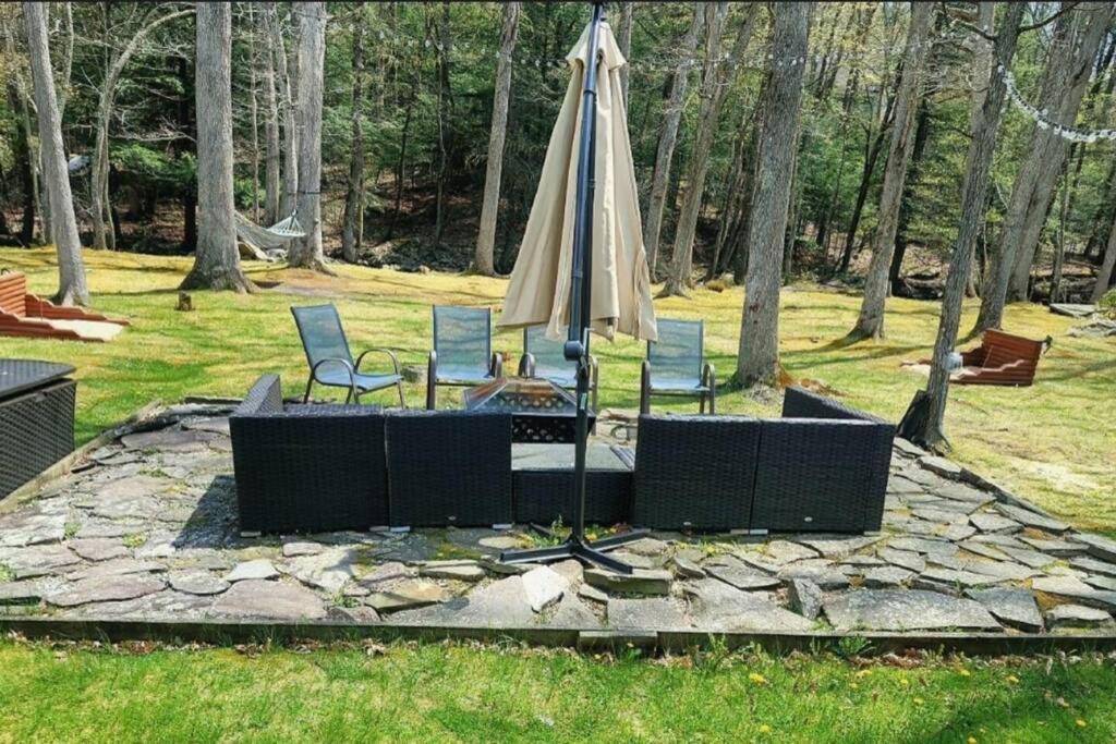 *Amenity-Filled Waterfront Oasis @Saw Creek Estates Near Waterfalls And Hiking* East Stroudsburg Buitenkant foto